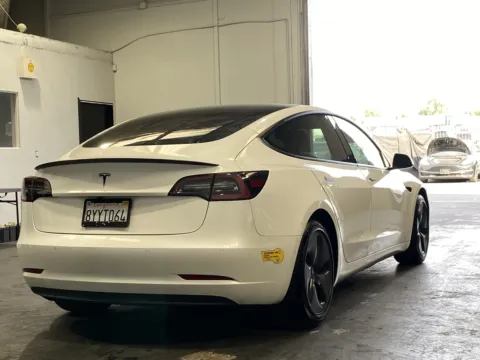 More photos of 2021 Tesla Model 3 Standard Range Plus at Premium Autos - Norco, CA