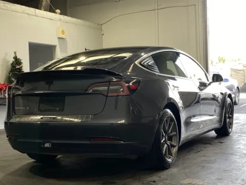 More photos of 2018 Tesla Model 3 at Premium Autos - Norco, CA