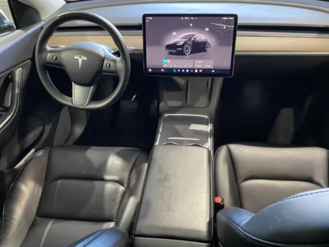More photos of 2022 Tesla Model Y Long Range at Premium Autos - Norco, CA