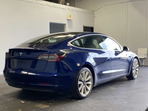 More photos of 2018 Tesla Model 3 Long Range at Premium Autos - Norco, CA