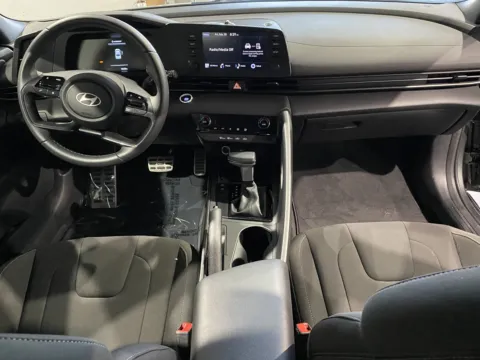 More photos of 2025 Hyundai ELANTRA SEL Sport at Premium Autos - Norco, CA