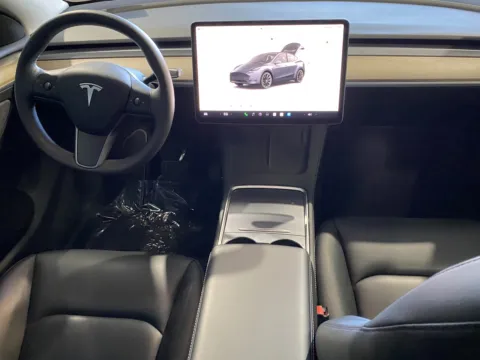 More photos of 2023 Tesla Model Y LONG RANGE at Premium Autos - Norco, CA