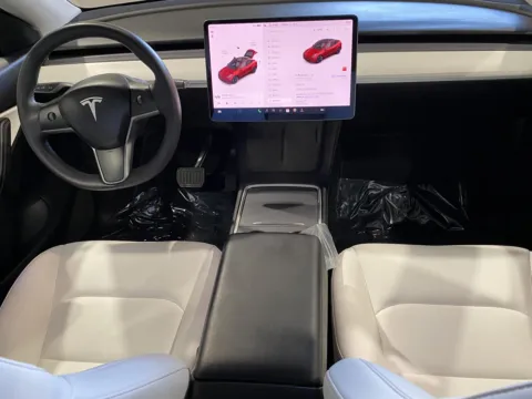 More photos of 2021 Tesla Model Y Long Range at Premium Autos - Norco, CA