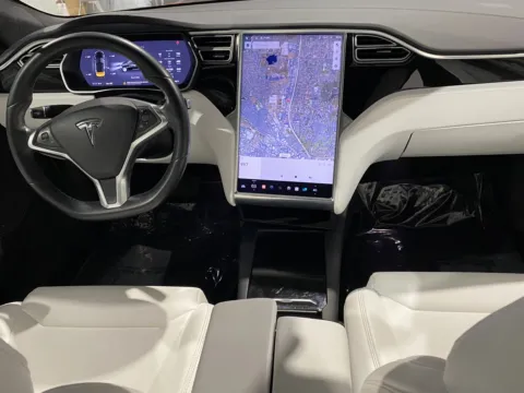 More photos of 2017 Tesla Model S 90D at Premium Autos - Norco, CA