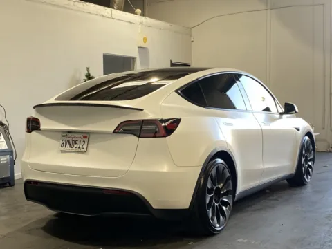 More photos of 2021 Tesla Model Y Performance at Premium Autos - Norco, CA