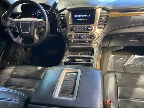 More photos of 2017 GMC Yukon XL Denali at Premium Autos - Norco, CA