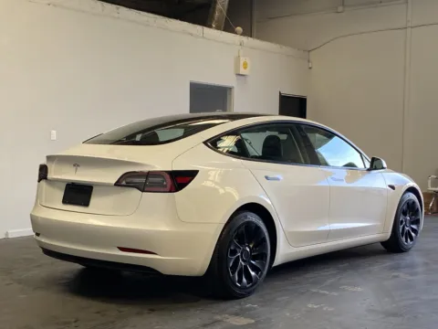 More photos of 2022 Tesla Model 3 at Premium Autos - Norco, CA