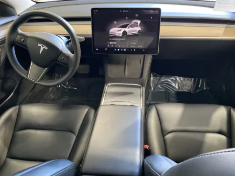More photos of 2022 Tesla Model 3 at Premium Autos - Norco, CA