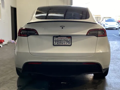More photos of 2021 Tesla Model Y Standard Range at Premium Autos - Norco, CA