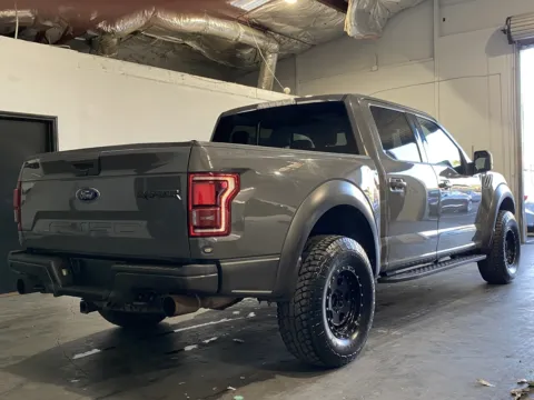 More photos of 2018 Ford F-150 Raptor at Premium Autos - Norco, CA