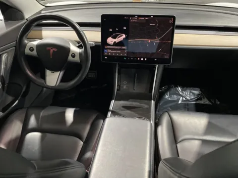 More photos of 2019 Tesla Model 3 standard plus at Premium Autos - Norco, CA