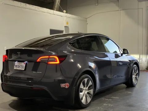 More photos of 2023 Tesla Model Y Long Range at Premium Autos - Norco, CA