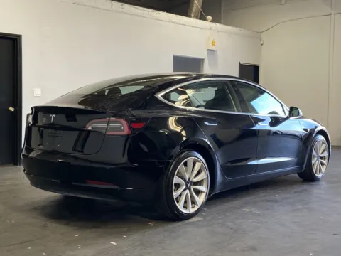 More photos of 2018 Tesla Model 3 long range at Premium Autos - Norco, CA