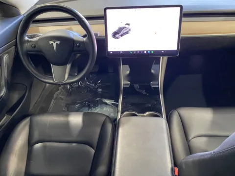 More photos of 2018 Tesla Model 3 long range at Premium Autos - Norco, CA
