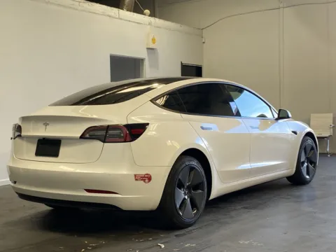 More photos of 2021 Tesla Model 3 Standard Range Plus at Premium Autos - Norco, CA