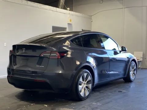 More photos of 2021 Tesla Model Y Long Range at Premium Autos - Norco, CA