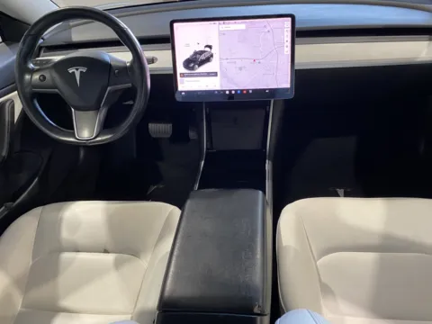 More photos of 2019 Tesla Model 3 Standard Range at Premium Autos - Norco, CA