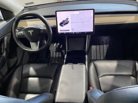 More photos of 2021 Tesla Model Y Standard Range at Premium Autos - Norco, CA