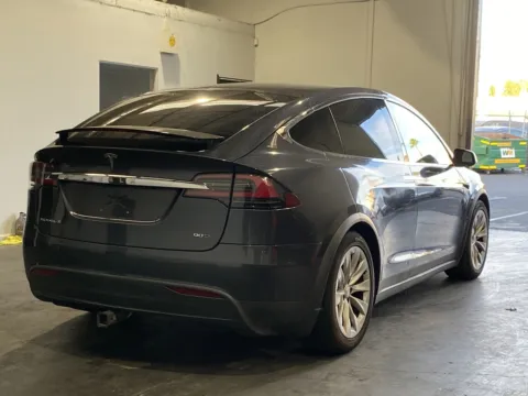More photos of 2016 Tesla Model X 90d at Premium Autos - Norco, CA