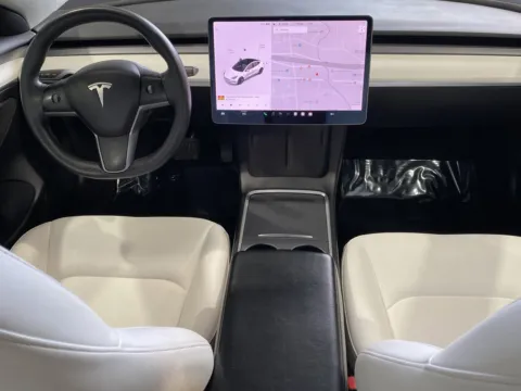 More photos of 2021 Tesla Model 3 Standard Range Plus at Premium Autos - Norco, CA