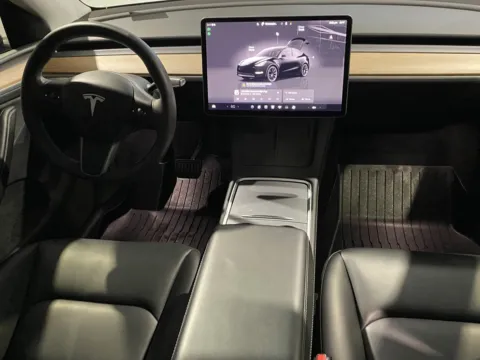 More photos of 2024 Tesla Model Y Long Range at Premium Autos - Norco, CA