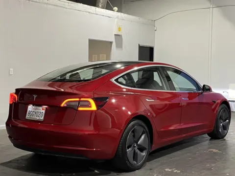 More photos of 2018 Tesla Model 3 long range at Premium Autos - Norco, CA