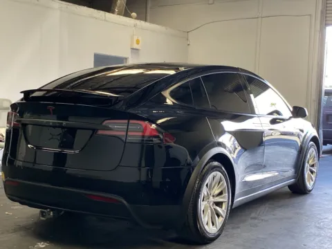More photos of 2020 Tesla Model X LONG RANGE PLUS at Premium Autos - Norco, CA