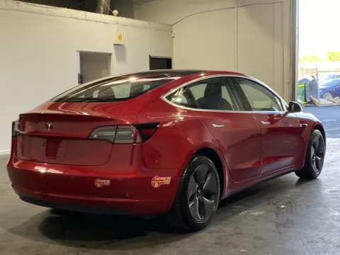 More photos of 2018 Tesla Model 3 Long Range at Premium Autos - Norco, CA