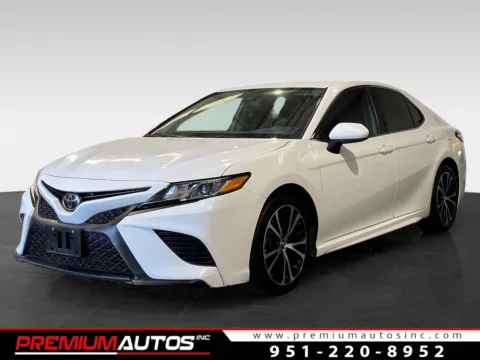 White 2020 Toyota Camry SE for sale in Norco, CA