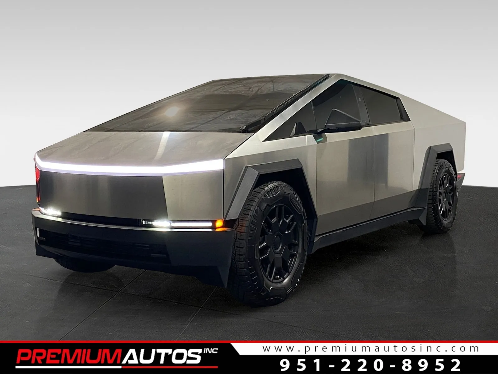 Gray 2024 Tesla Cybertruck Foundation Series for sale in Norco, CA