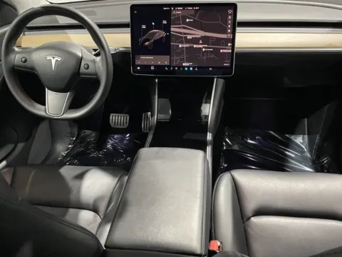 More photos of 2020 Tesla Model Y PERFORMANCE at Premium Autos - Norco, CA