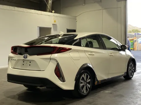 More photos of 2019 Toyota Prius Prime plus at Premium Autos - Norco, CA