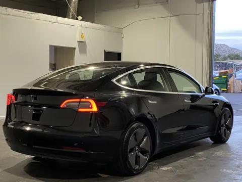 More photos of 2018 Tesla Model 3 MID RANGE at Premium Autos - Norco, CA