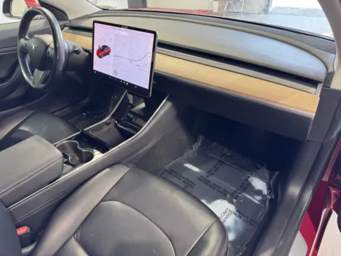 More photos of 2018 Tesla Model 3 Long Range at Premium Autos - Norco, CA