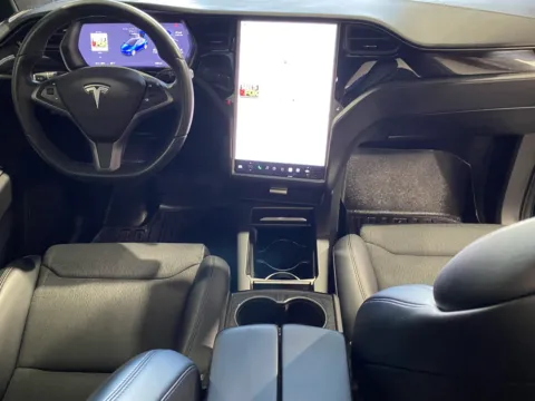 More photos of 2018 Tesla Model X 75d at Premium Autos - Norco, CA