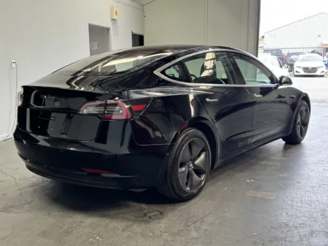More photos of 2018 Tesla Model 3 at Premium Autos - Norco, CA