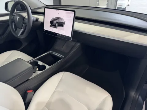 More photos of 2023 Tesla Model Y LONG RANGE at Premium Autos - Norco, CA