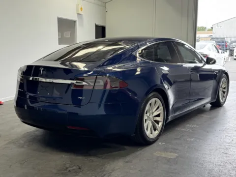 More photos of 2016 Tesla Model S 75D at Premium Autos - Norco, CA