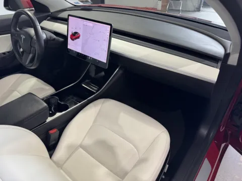 More photos of 2019 Tesla Model 3 at Premium Autos - Norco, CA