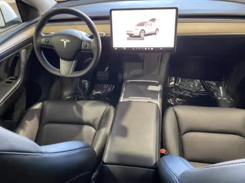 More photos of 2023 Tesla Model Y LONG RANGE at Premium Autos - Norco, CA