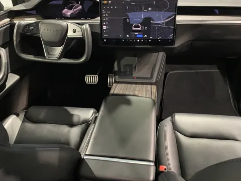 More photos of 2022 Tesla Model X at Premium Autos - Norco, CA