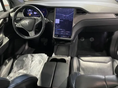 More photos of 2018 Tesla Model X 75D at Premium Autos - Norco, CA