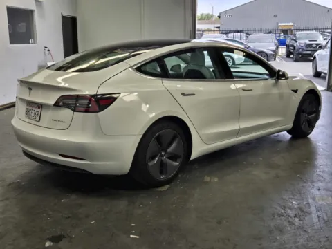 More photos of 2020 Tesla Model 3 Long Range at Premium Autos - Norco, CA
