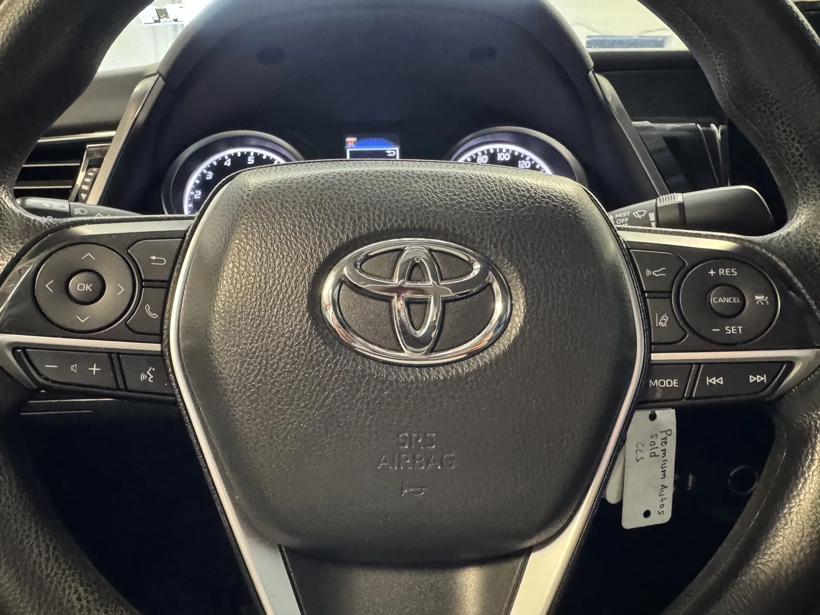 2023 Toyota Camry LE - Photo 18