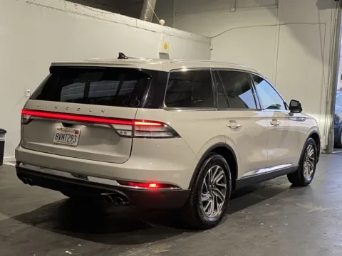 More photos of 2021 Lincoln Aviator Standard at Premium Autos - Norco, CA