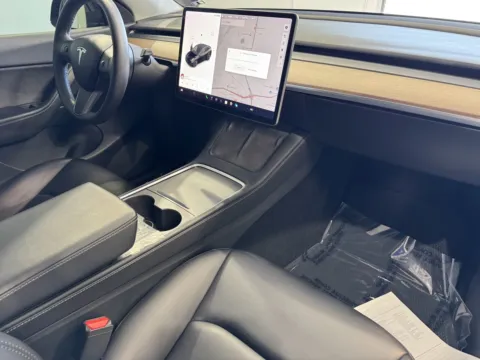 More photos of 2022 Tesla Model Y Long Range at Premium Autos - Norco, CA