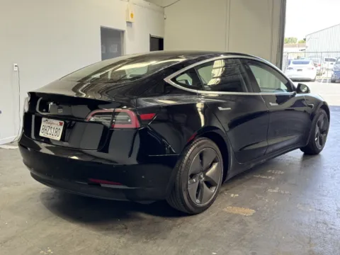More photos of 2018 Tesla Model 3 MID RANGE at Premium Autos - Norco, CA