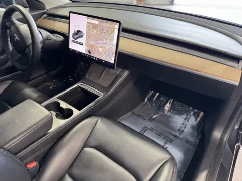 More photos of 2021 Tesla Model 3 Standard Range Plus at Premium Autos - Norco, CA