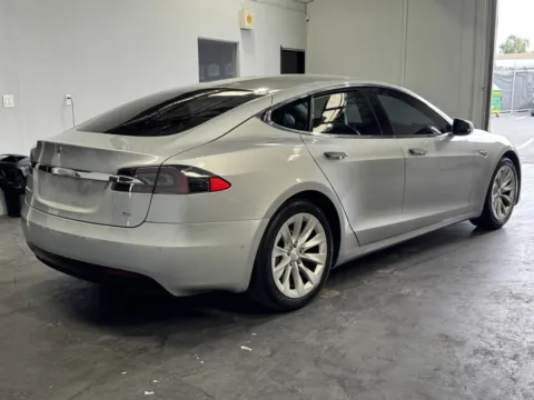 More photos of 2016 Tesla Model S 75 at Premium Autos - Norco, CA