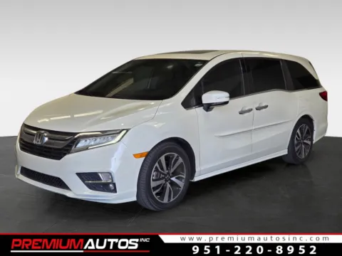 White 2018 Honda Odyssey Elite for sale in Norco, CA